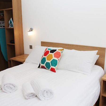 Flexistay Leicester Gable Aparthotel Bagian luar foto