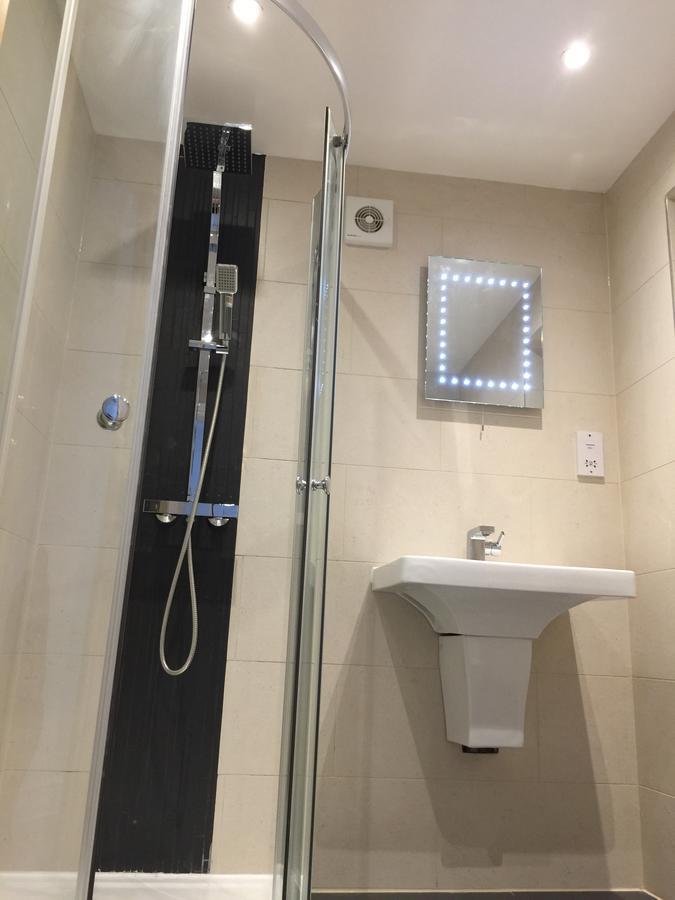 Flexistay Leicester Gable Aparthotel Bagian luar foto